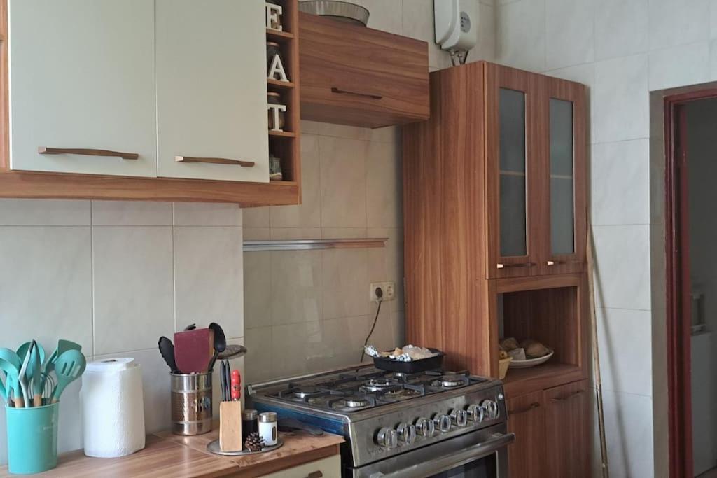Mendes Family Homestay - B&B In The Heart Of Praia Exterior photo
